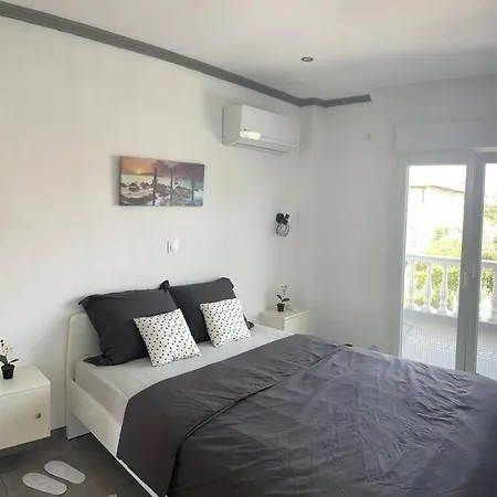 Blue Waves דירה Nea Kallikrateia